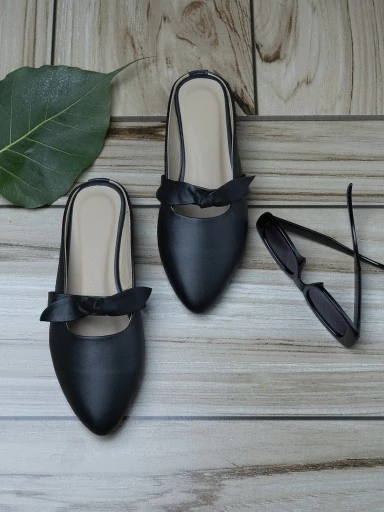 Stylestry Women Black Solid Ballerinas