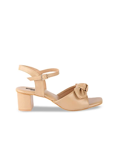 Stylestry Women Street Style Sandals