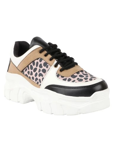 Stylestry Women Black Walking Shoes